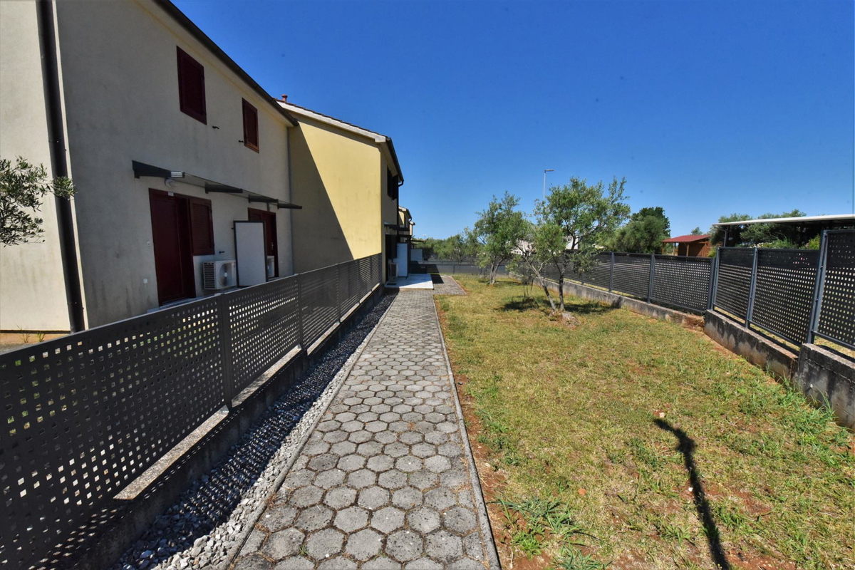 Casa a schiera - 2 km dal mare